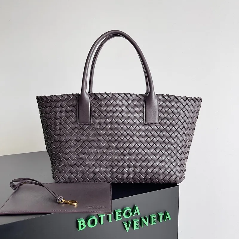 All categories 💚 Authentic bags 💚 BV 2025 new BV handbags